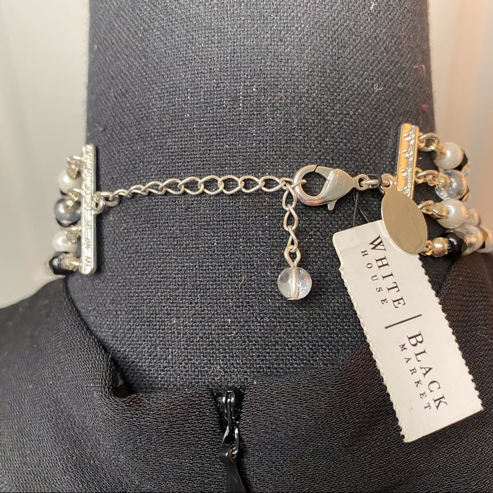 White House Black Market Black Faux Pearl Statement Necklace - Picture 3 of 11